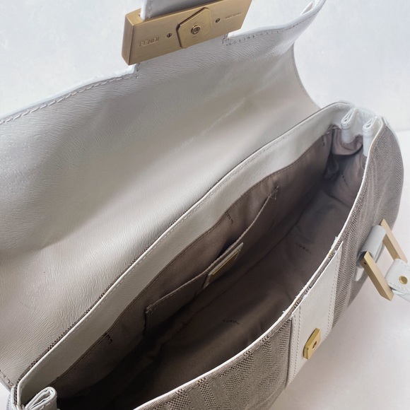 Rare Fendi calfskin satchel - Picture 2 of 10